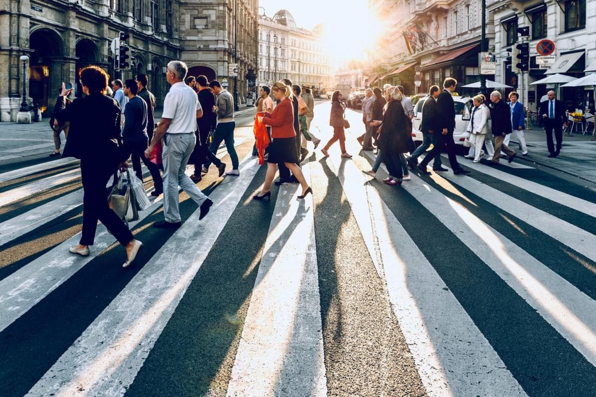 Advantages and Disadvantages of Being a Sole Trader: Legal Considerations for Your Business Structure
