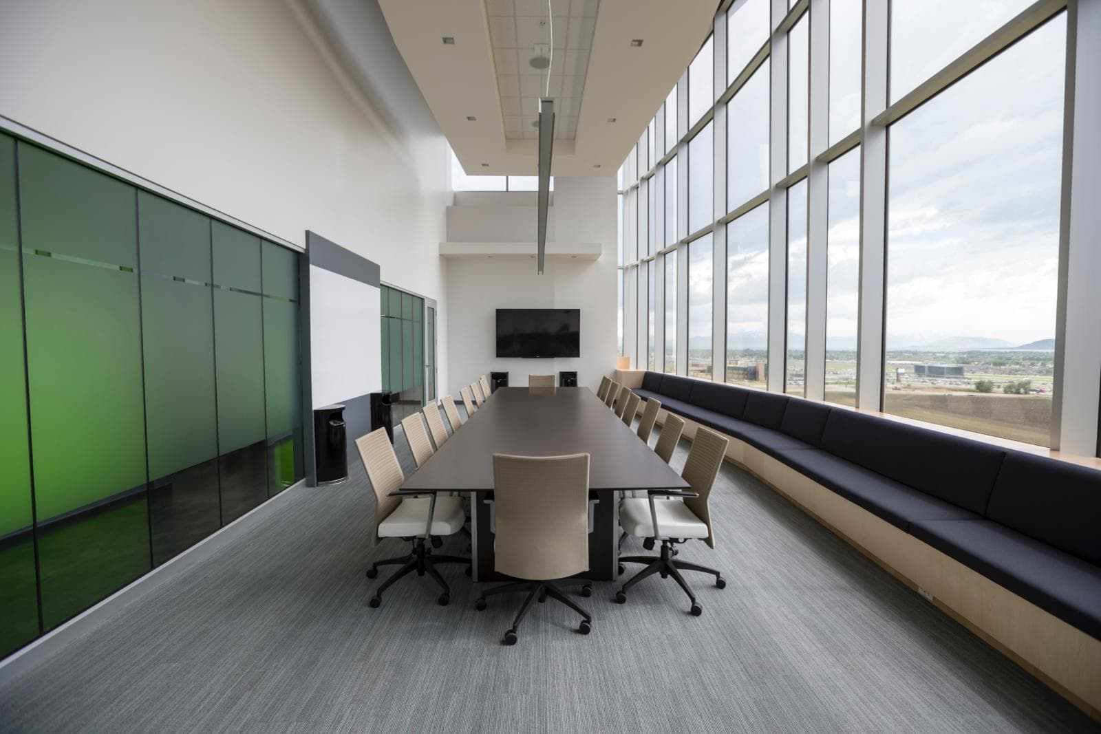 Is Arbitration Legally Binding? What UK Businesses Need to Know About Arbitration Agreements