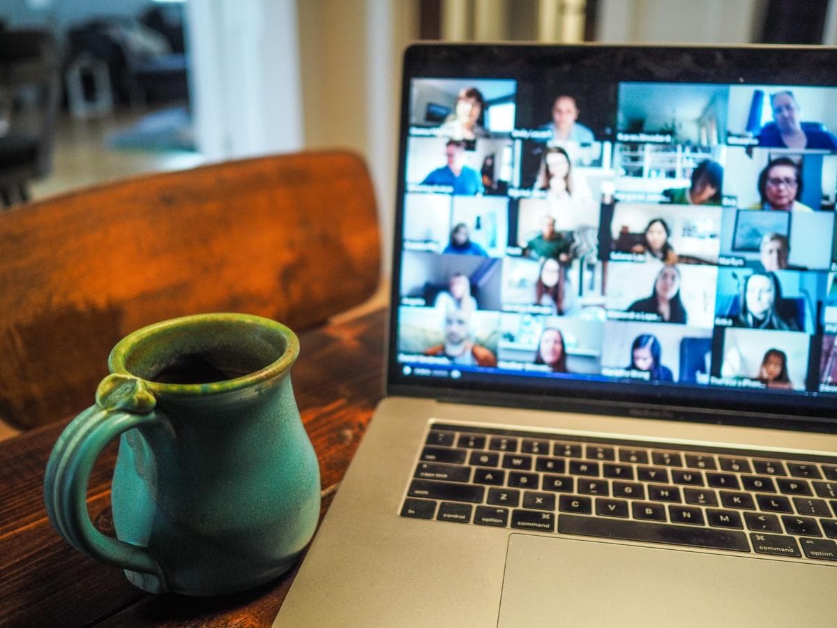 How an Entertainment Lawyer Can Help Protect Your Creative Business Agreements