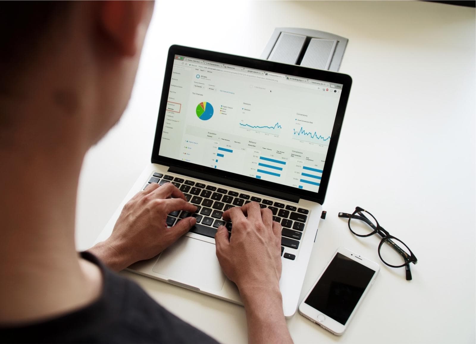 Ltd vs LLC: Understanding the Legal Differences for UK Businesses