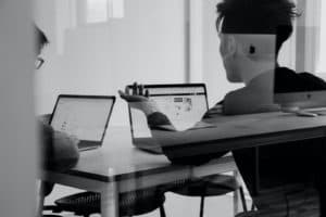 Memorandum Of Understanding Vs Contract: What's The Difference? (2026 Updated)