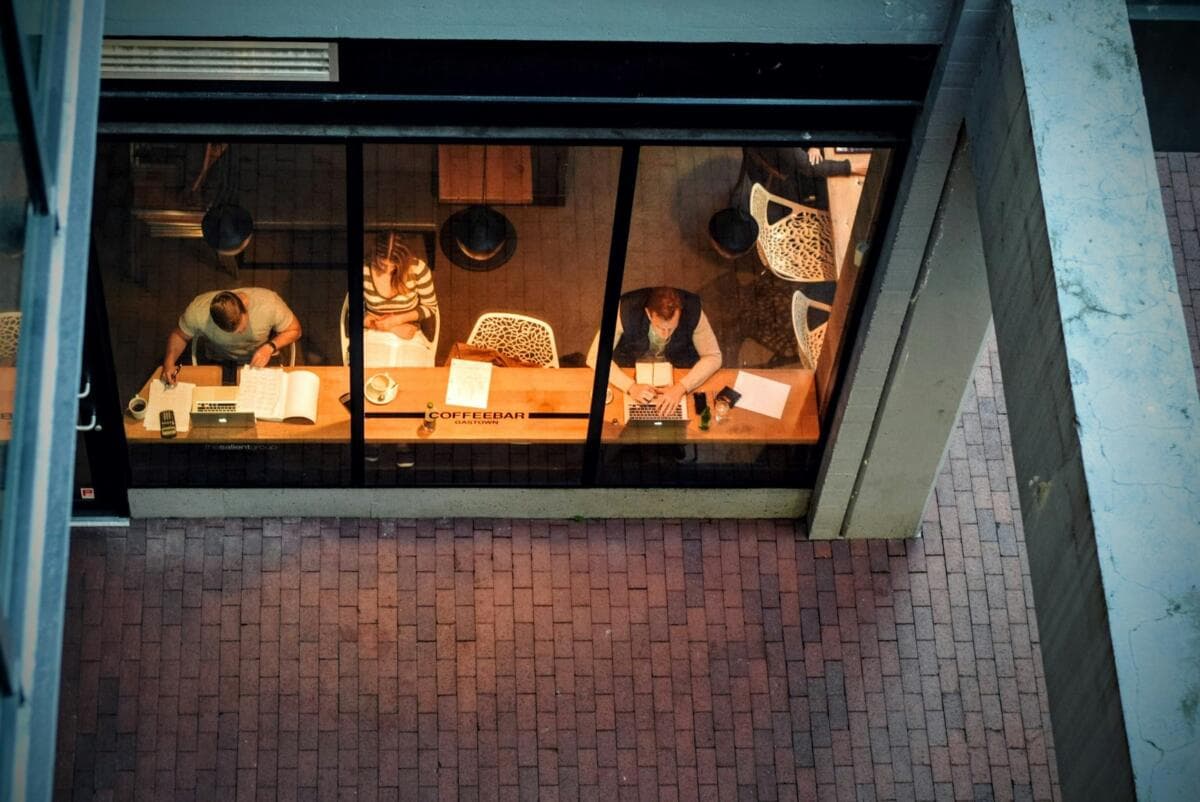 Unsociable‑Hours Staff: Legal Duties & Best Practice for Night or Early Shifts