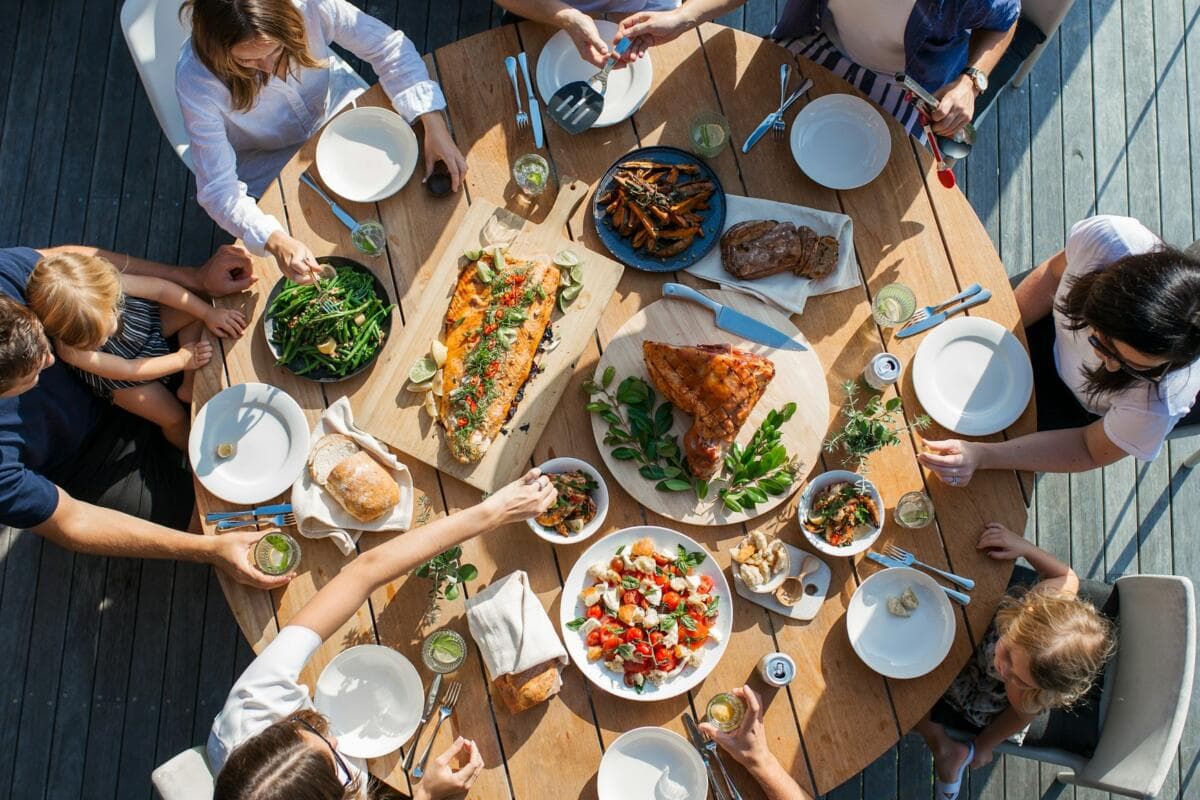 Opening a UK Restaurant: Rules, Licences & Compliance Basics