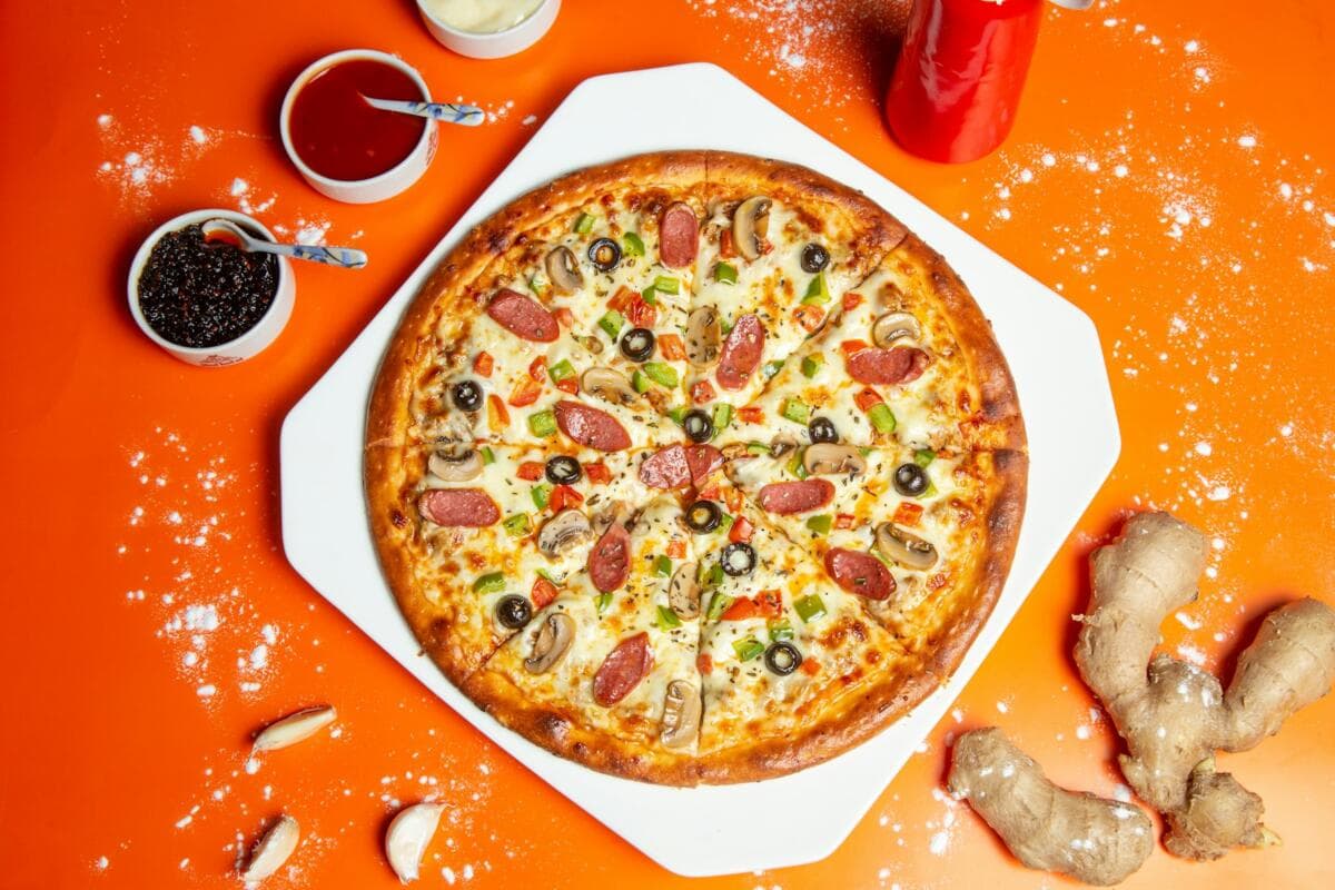Buying a Domino’s Franchise: Legal & Financial Essentials (UK)