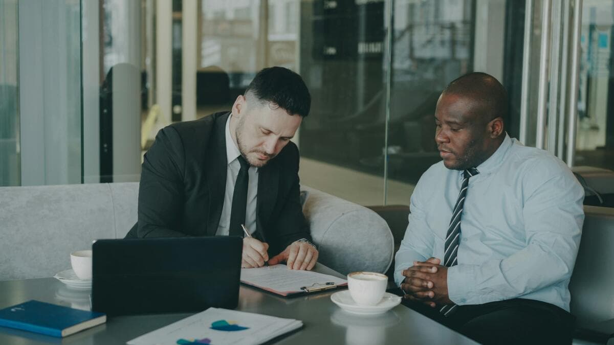 Contract‑Law Solicitors: Seamless Agreement Support
