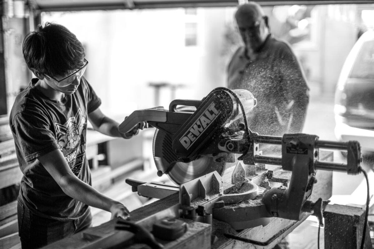 Working Hours and Legal Requirements for Employing 16-Year-Olds in the UK: A Guide for Employers