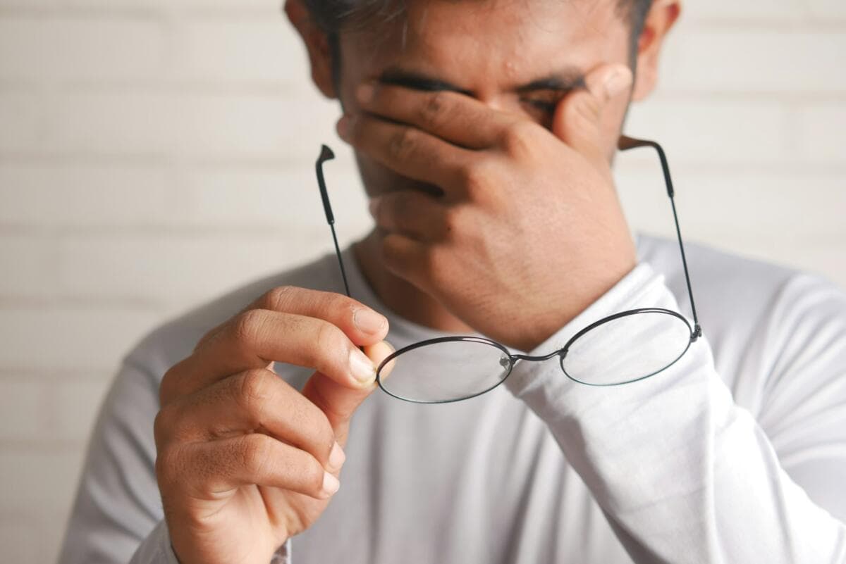 What Can Employees and Employers Do When Off Sick in the UK - Your Legal Rights Explained